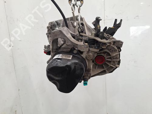 Gearbox DACIA SANDERO II TCe 90 (B8M1, B8MA, B8AC) | BP32529408M3
