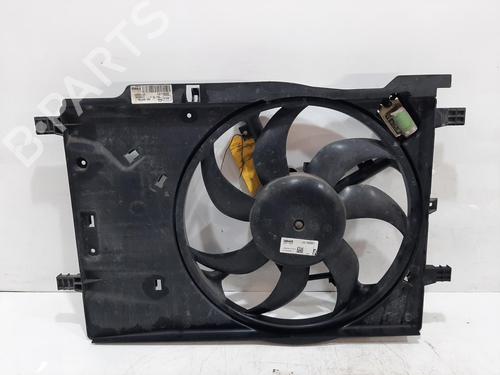 Used Radiator fan Radiator fan 38525652 38525652