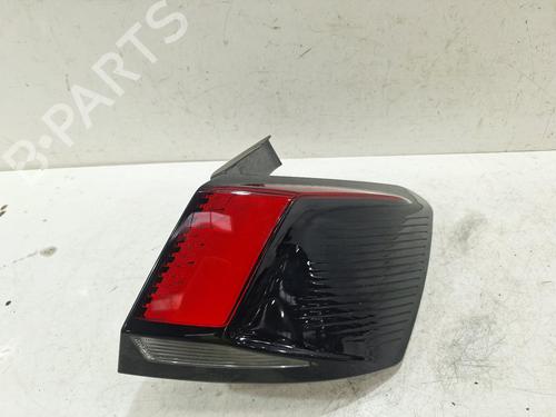 Used Right tailgate light Right tailgate light 32171961 32171961
