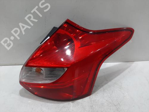 Used Right taillight FORD FOCUS III 1.6 Ti (105 hp) 30407366