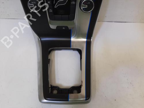 Radio VOLVO V40 Hatchback (525) T2 | BP26744503E6 