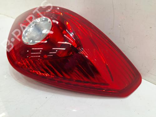 Right taillight VAUXHALL CORSA Mk III (D) (S07) 1.0 i 12V (L08) | BP26836807C35 