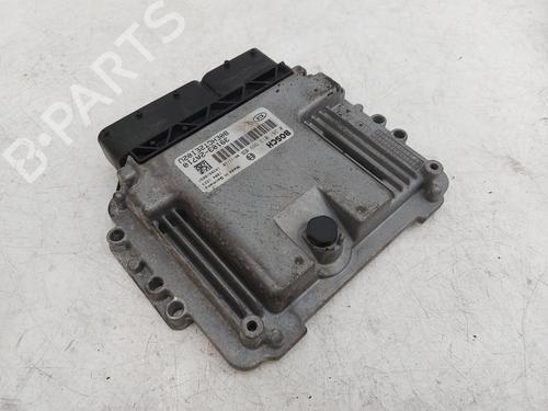 Used Control unit KIA CEE'D Hatchback (ED) 1.6 CRDi 115 (115 hp) 26816137