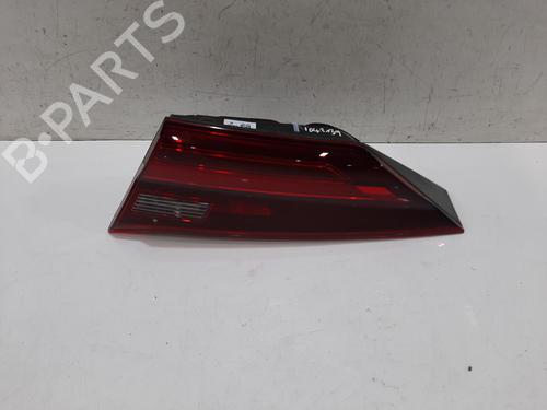 hjre-baglygte-bmw-1-f40-2019-33179597 main image