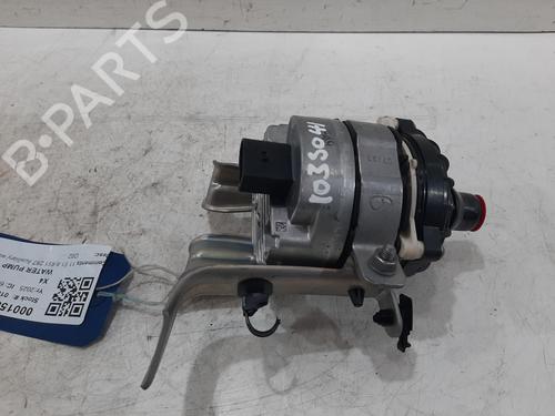 Pompe de circulation d'eau BMW X4 (G02, F98) xDrive M40 i (387 hp) 32379960