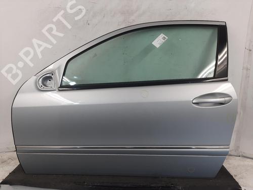 Used Left front door MERCEDES-BENZ CLC-CLASS (CL203) CLC 220 CDI (203.708) (150 hp) 30260112