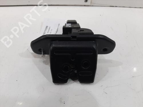 Used Tailgate lock KIA RIO IV (YB, SC, FB) 1.25 (84 hp) 31927904
