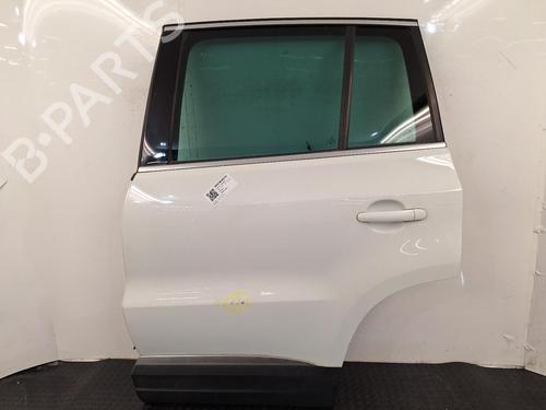 Used Left rear door Left rear door 38448107 38448107