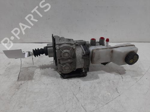 Brake master cylinder JAGUAR I-PACE (X590) EV400 AWD | BP29882277M77 