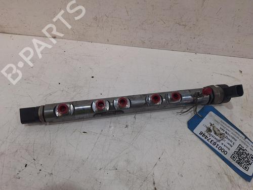 Used Injection rail BMW 3 Touring (F31) 320 d (184 hp) 32409283