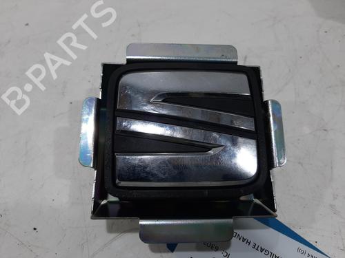 Used Tailgate handle Tailgate handle SEAT IBIZA IV (6J5, 6P1) 1.2 TSI (110 hp) 33648256 33648256