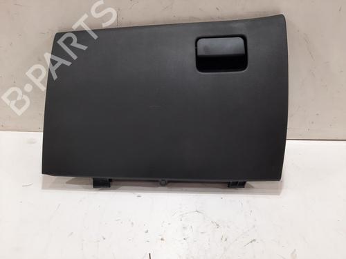 Used Glove box MITSUBISHI OUTLANDER III (GG_W, GF_W, ZJ, ZL, ZK) 2.2 Di-D 4WD (GF6W) (150 hp) 29703944