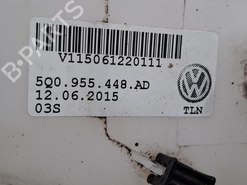 Used Windscreen washer tank Windscreen washer tank 39578100 39578100