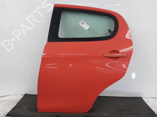Used Left rear door Left rear door 33988469 33988469