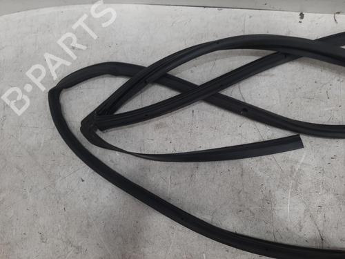 Rubber door seal FORD FIESTA VI (CB1, CCN) 1.6 Ti | BP26846411C142 