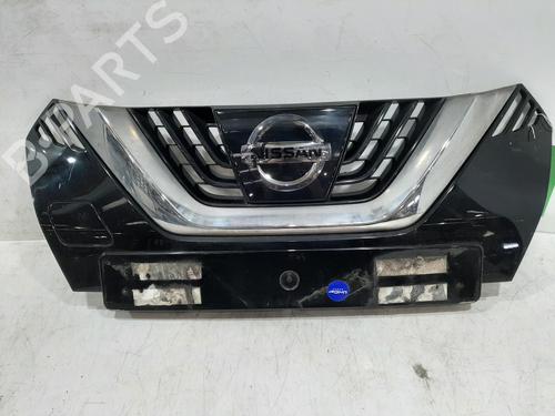 Used Grille NISSAN MICRA V (K14) 0.9 IG-T (90 hp) 32089246
