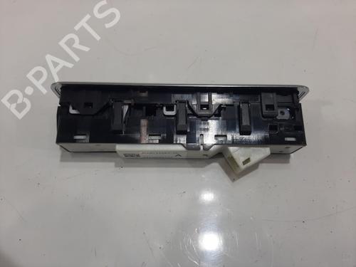 Switch LAND ROVER RANGE ROVER IV (L405) 4.4 SDV8 4x4 | BP29496443I30 