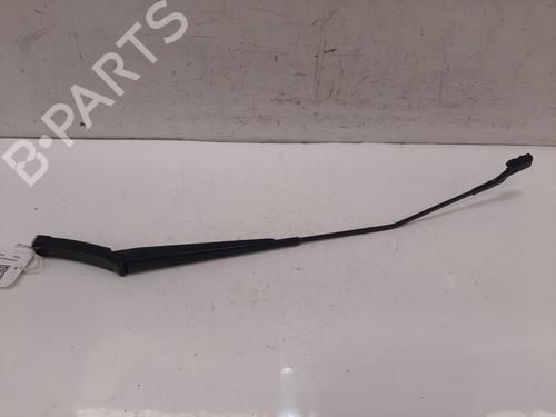 Used Front windshield wiper arm Front windshield wiper arm 37465188 37465188