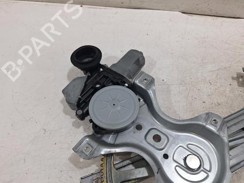 Front right window mechanism TOYOTA YARIS (_P13_) 1.4 D (NLP130_, NLP130) | BP32409961C23