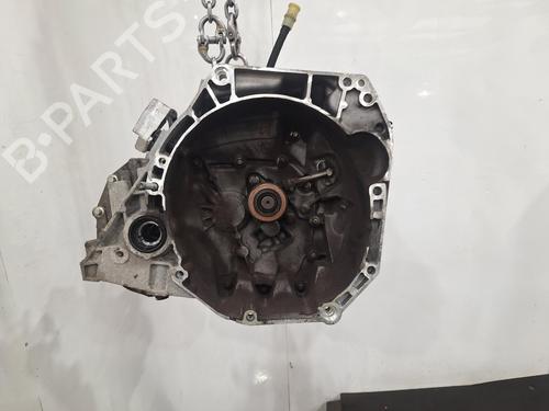 Used Gearbox Gearbox DACIA SANDERO II TCe 90 (B8M1, B8MA, B8AC) (90 hp) 33721200 33721200