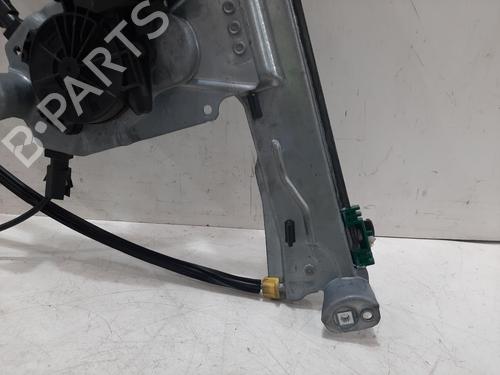 Rudehejsemekanisme Højre foran RENAULT CLIO III (BR0/1, CR0/1) 1.2 16V (BR02, BR0J, BR11, CR02, CR0J, CR11) | BP29636902C23 