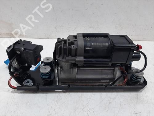 Used Suspension compressor BMW 5 Touring (F11) 520 d (190 hp) 31685876
