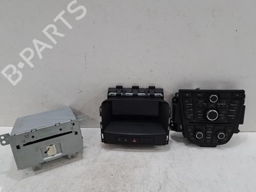 Used Radio VAUXHALL ASTRA Mk VI (J) GTC (P10) 1.4 (140 hp) 31649788