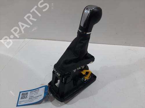 Used Gear lever VAUXHALL CORSA Mk III (D) (S07) 1.4 (L08) (101 hp) 28161334