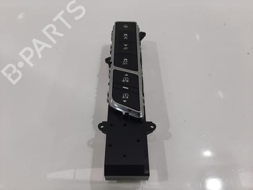 electronic-module-jaguar-i-pace-x590-2018-34101215 main image