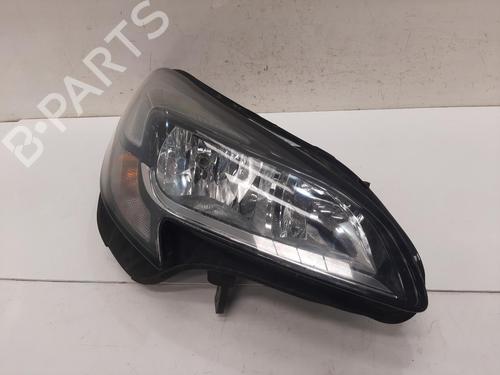 Used Right headlight Right headlight VAUXHALL CORSA Mk IV (E) (X15) 1.4 (75 hp) 36106107 36106107