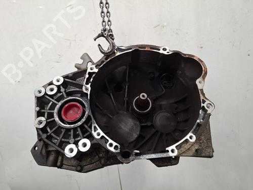 Used Gearbox CHEVROLET CAPTIVA (C100, C140) 2.0 D 4WD (150 hp) 33035359