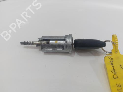 Used Ignition barrel VAUXHALL MERIVA A (X03) 1.6 i 16V Twinport (105 hp) 28069317