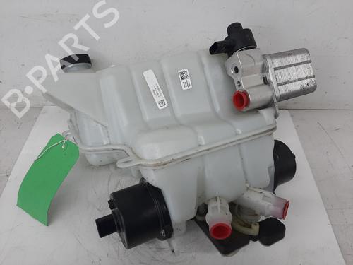 Used Expansion tank TESLA MODEL 3 (5YJ3) EV (261 hp) 29266342