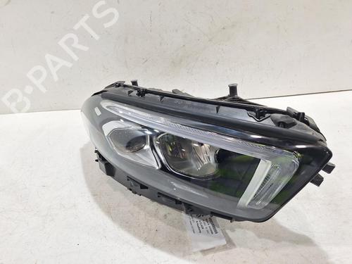 Used Right headlight MERCEDES-BENZ A-CLASS Saloon (V177) A 180 (177.184) (136 hp) 30897247
