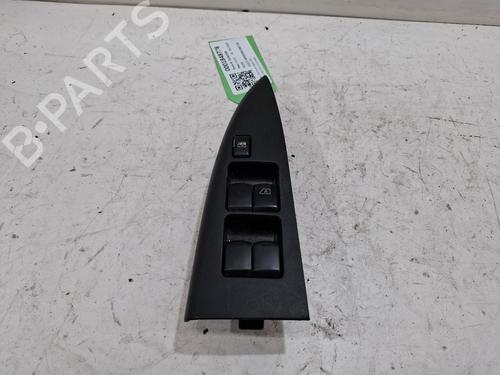 Used Right front window switch Right front window switch NISSAN NOTE (E11, NE11) 1.4 (88 hp) 39694915 39694915