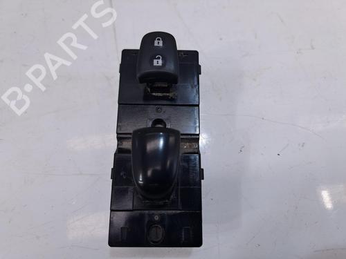 Used Switch NISSAN QASHQAI II (J11, J11_) 1.5 dCi (110 hp) 29163401