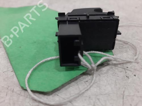 Right rear window switch VW TOUAREG (CR7, RC8) 3.0 TDI 4motion | BP26784096I28 - Image 3