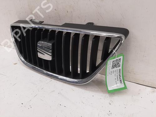 Used Grille Grille SEAT IBIZA IV (6J5, 6P1) 1.2 (70 hp) 32851431 32851431