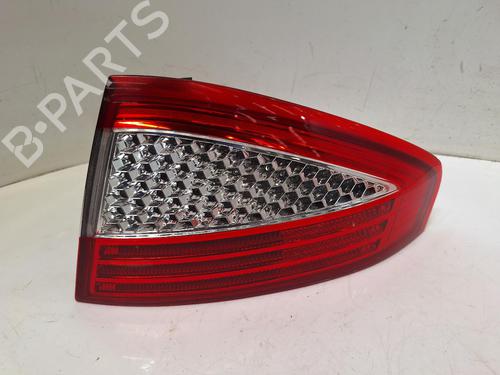 Used Right taillight FORD MONDEO IV (BA7) 1.8 TDCi (100 hp) 26935313