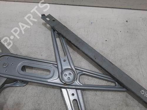 Front right window mechanism TOYOTA YARIS (_P13_) 1.3 (NSP130_, NSP130) | BP30517137C23