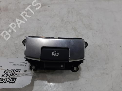 hand-brake-jaguar-i-pace-x590-2018-32239712 main image