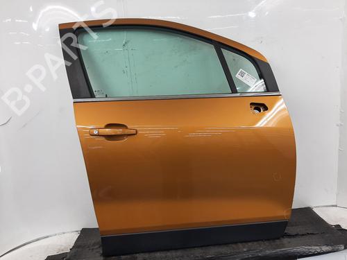 Used Right front door Right front door 38447044 38447044