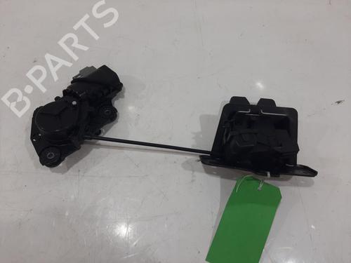 tailgate-lock-volvo-v60-ii-225-2018-29882586 main image