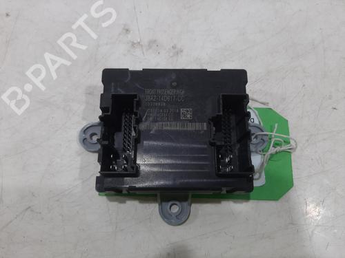 Used Control unit JAGUAR I-PACE (X590) EV400 AWD (400 hp) 29945954