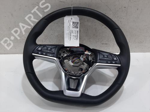 steering-wheel-nissan-juke-f16_-2019-33435516 main image