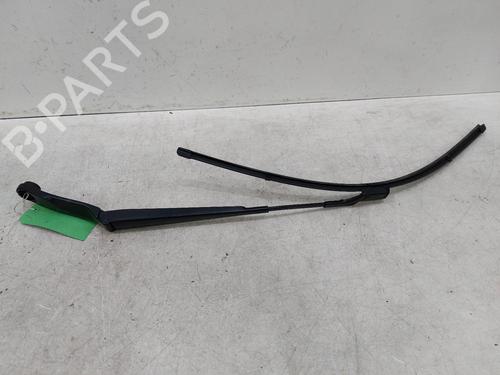 Used Front windshield wiper arm Front windshield wiper arm 26824627 26824627