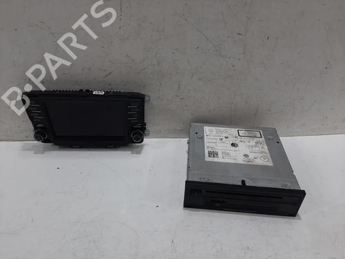 Used Radio Radio VW POLO V (6R1, 6C1) 1.0 (75 hp) 33242240 33242240