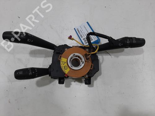 switch-fiat-500l-351_-352_-2012-34478978 main image