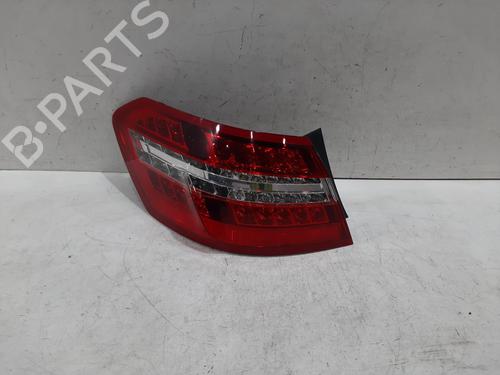 Used Left taillight Left taillight MERCEDES-BENZ E-CLASS (W212) E 350 CDI (212.023) (265 hp) 33647869 33647869