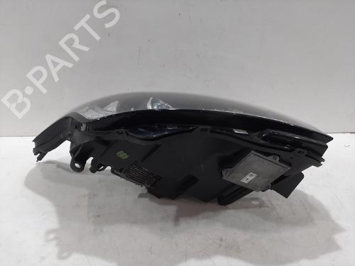 Right headlight LAND ROVER RANGE ROVER IV (L405) 3.0 SDV6 4x4 | BP29945681C29 